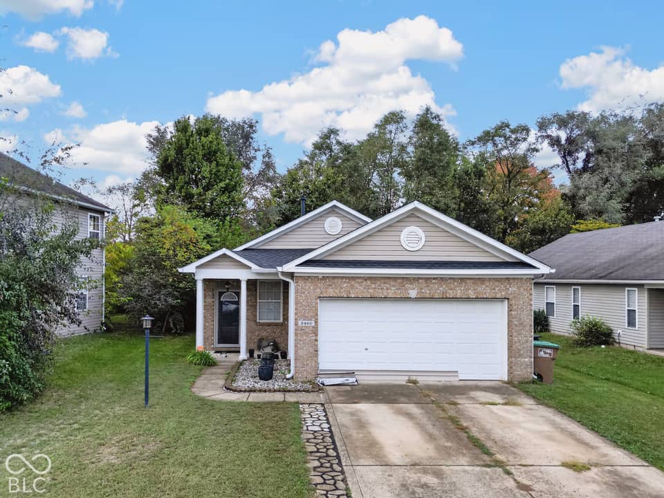 2460 Lakecrest Drive, Columbus, IN 47201, photo 1 of 31