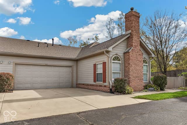 827 Gazebo Way, Greenwood, IN 46142, photo 3 of 32