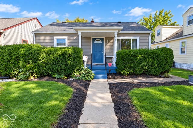 321 N 18th Avenue, Beech Grove, IN 46107, photo 2 of 28