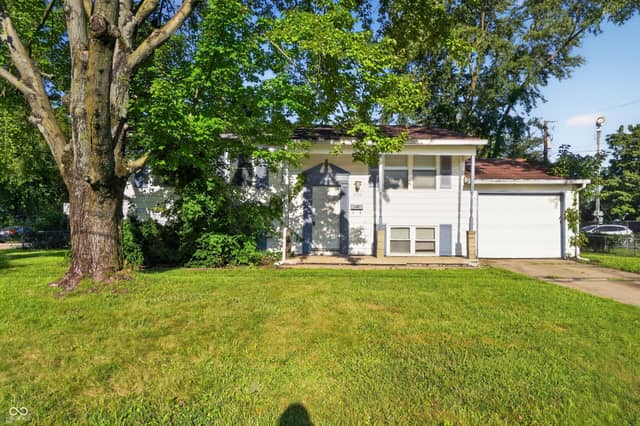 4038 N Mitthoefer Road, Indianapolis, IN 46235, photo 3 of 29