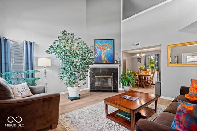 2261 Rolling Oak Drive, Indianapolis, IN 46214, photo 5 of 30