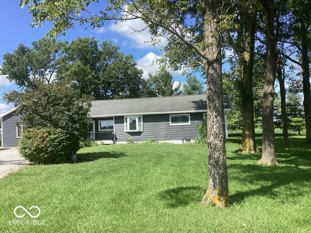 5635 E 1050 S, Keystone, IN 46759, photo 2 of 33
