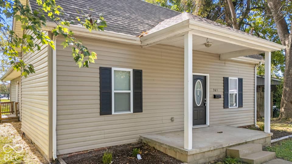 365 E Kerton Street, Scottsburg, IN 47170, photo 1 of 22