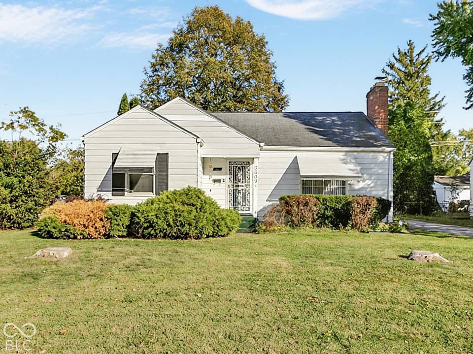 3609 N Lesley Avenue, Indianapolis, IN 46218, photo 1 of 33