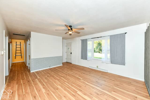 2335 E Loretta Drive, Indianapolis, IN 46227, photo 3 of 23