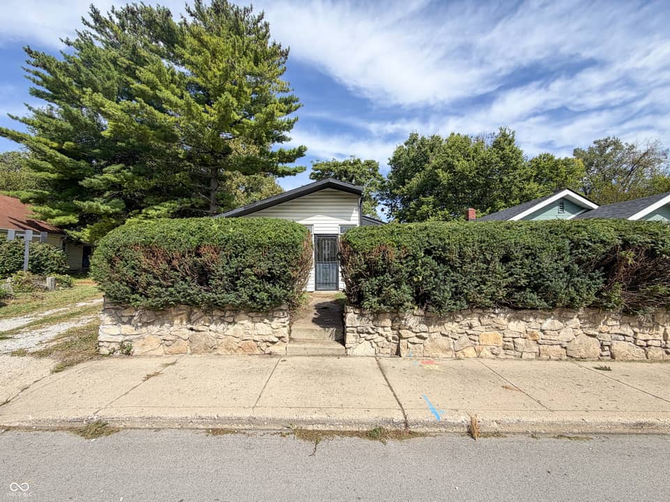 818 W 25th Street, Indianapolis