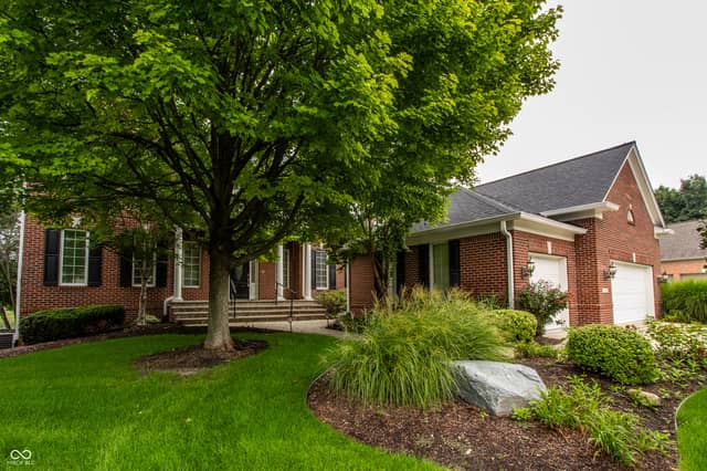 8039 Heyward Drive, Indianapolis, IN 46250, photo 3 of 71
