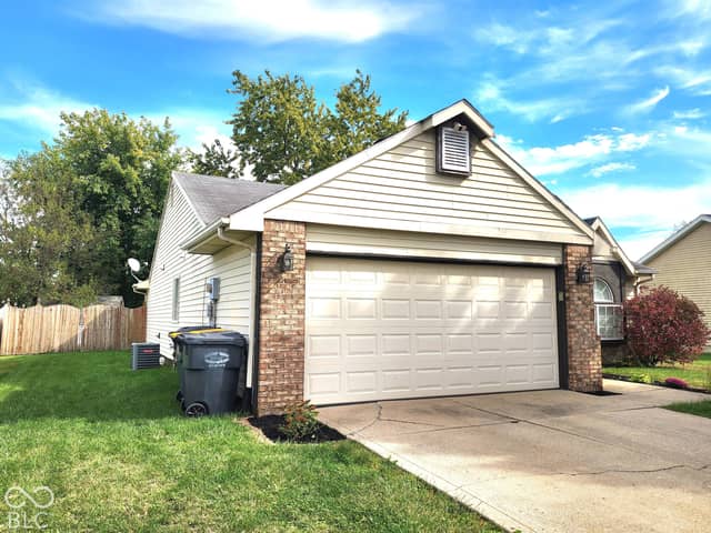 5624 Coyote Drive, Anderson, IN 46013, photo 3 of 31