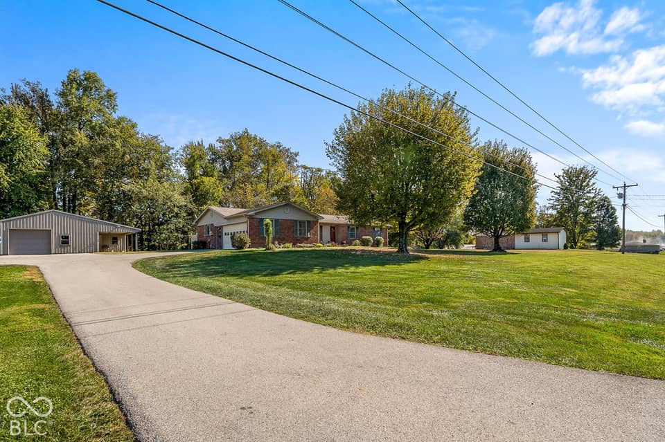 8141 N Us Highway 31, Seymour, IN 47274, photo 1 of 37