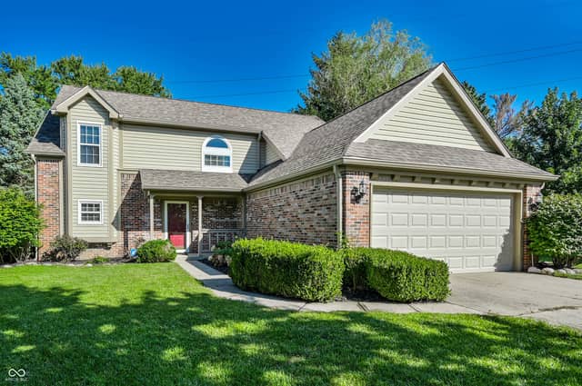 7730 Hollow Ridge Circle, Indianapolis, IN 46256, photo 3 of 27