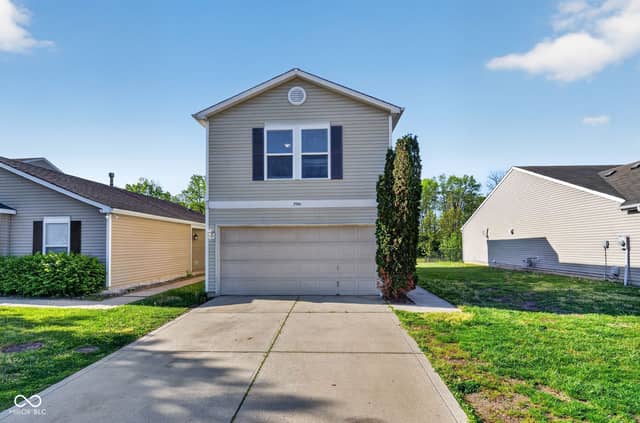 2941 Redland Lane, Indianapolis, IN 46217, photo 5 of 33