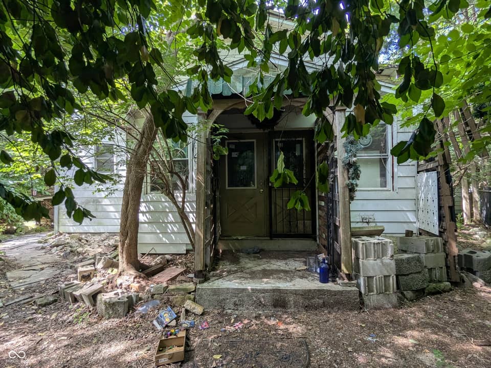 1808 E 68th Street, Indianapolis, IN 46220, photo 1 of 19