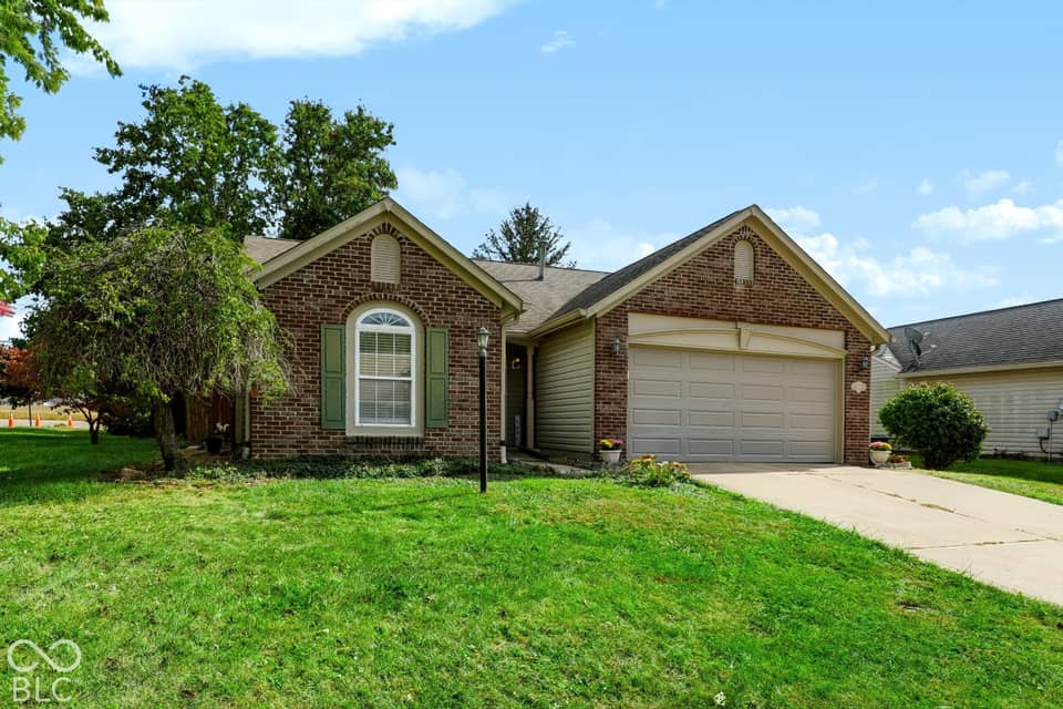 1495 Hedge Court, Greenfield, IN 46140, photo 1 of 48