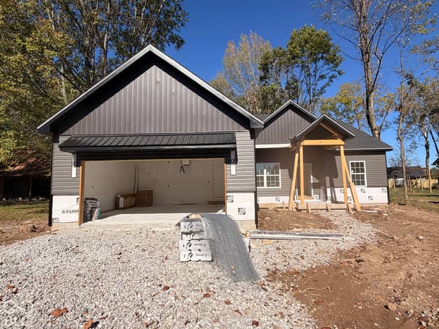 517 Mill Springs, Coatesville, IN 46121, photo 2 of 17