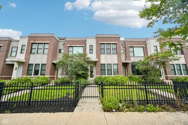 1528 Central Avenue, Indianapolis, IN 46202, photo 2 of 61