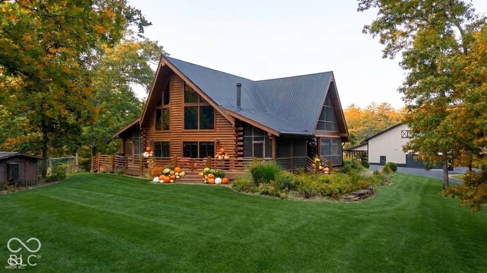 8160 State Road 135 S, Freetown