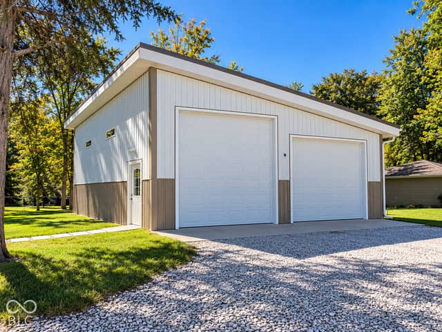 554 Mill Springs, Coatesville, IN 46121, photo 3 of 30