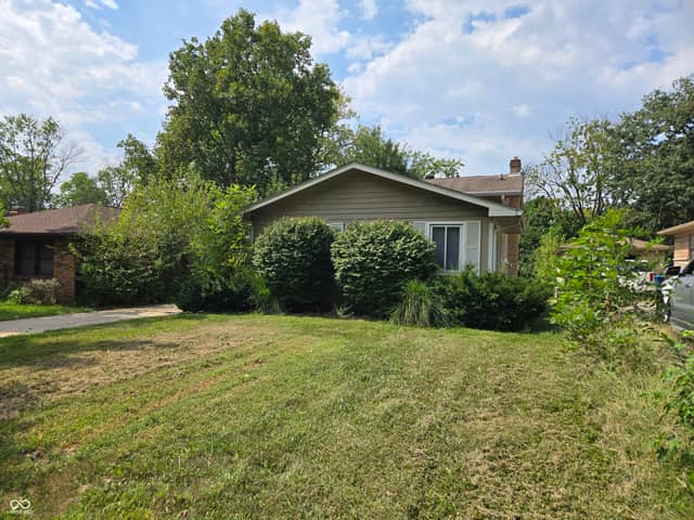 222 N Eaton, Indianapolis, IN 46219, photo 3 of 15