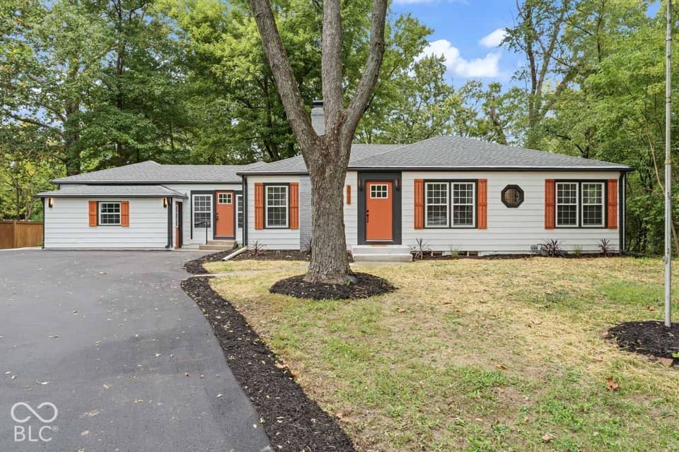 5924 Allisonville, Indianapolis, IN 46220, photo 1 of 109