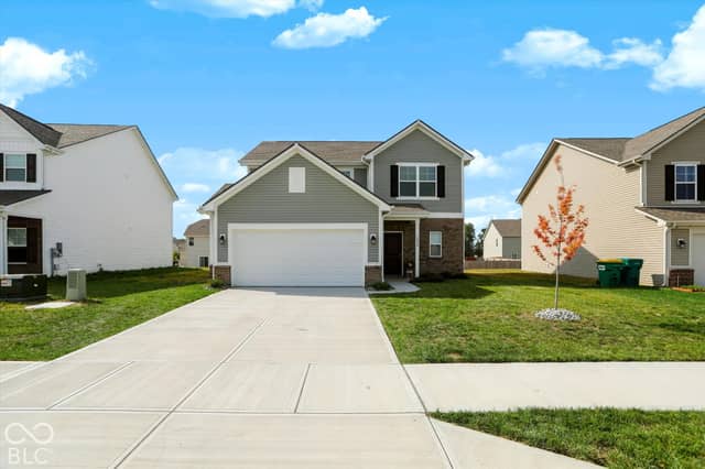 1298 Galaxy Lane, Danville, IN 46122, photo 2 of 34