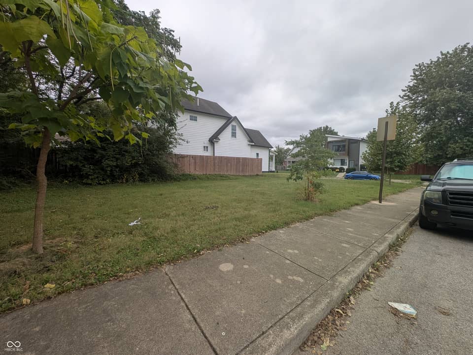 555 N Temple Avenue, Indianapolis
