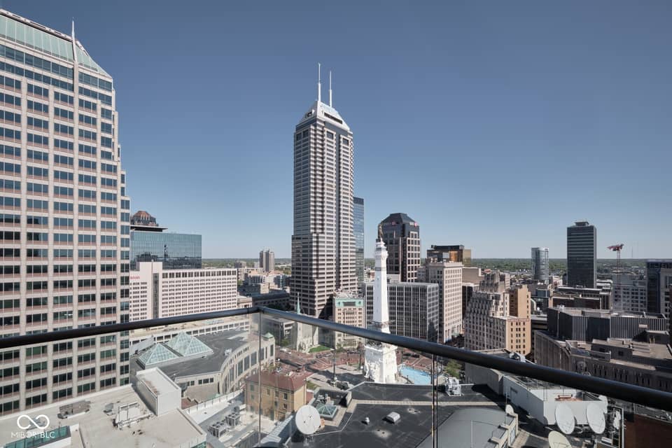 1 N Illinois Street #2101, Indianapolis