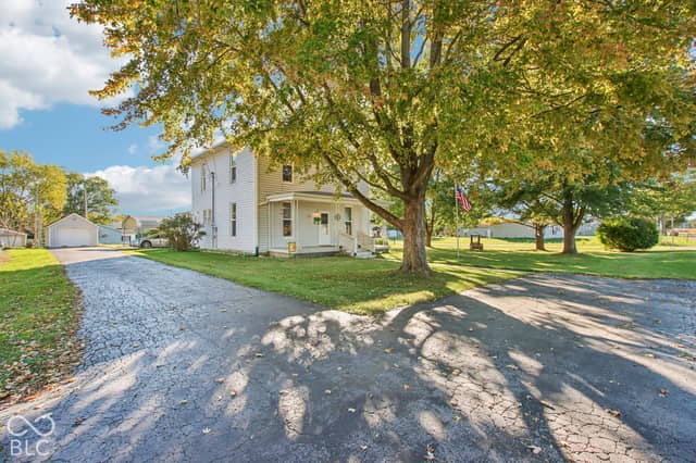 312 S Academy Avenue, Spiceland, IN 47385, photo 4 of 58