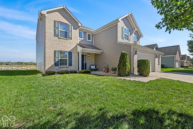 8625 S Tibbs Avenue, Indianapolis, IN 46217, photo 3 of 28