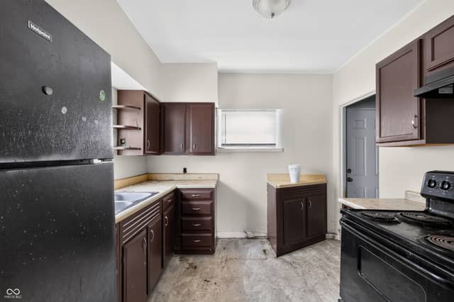 4818 English Avenue, Indianapolis, IN 46201, photo 5 of 8