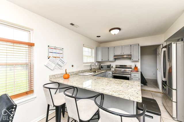 12423 High View Court, Indianapolis, IN 46236, photo 5 of 33