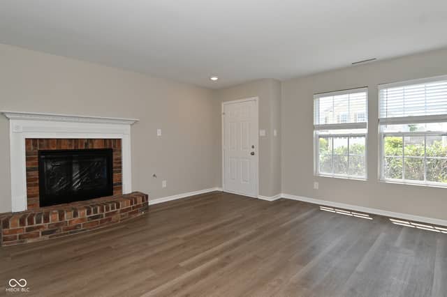 1624 Wagner Drive, Shelbyville, IN 46176, photo 4 of 33