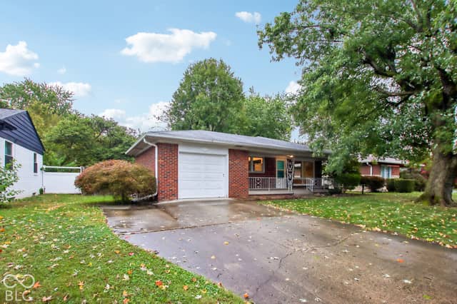 1651 Desoto Lane, Indianapolis, IN 46224, photo 4 of 39
