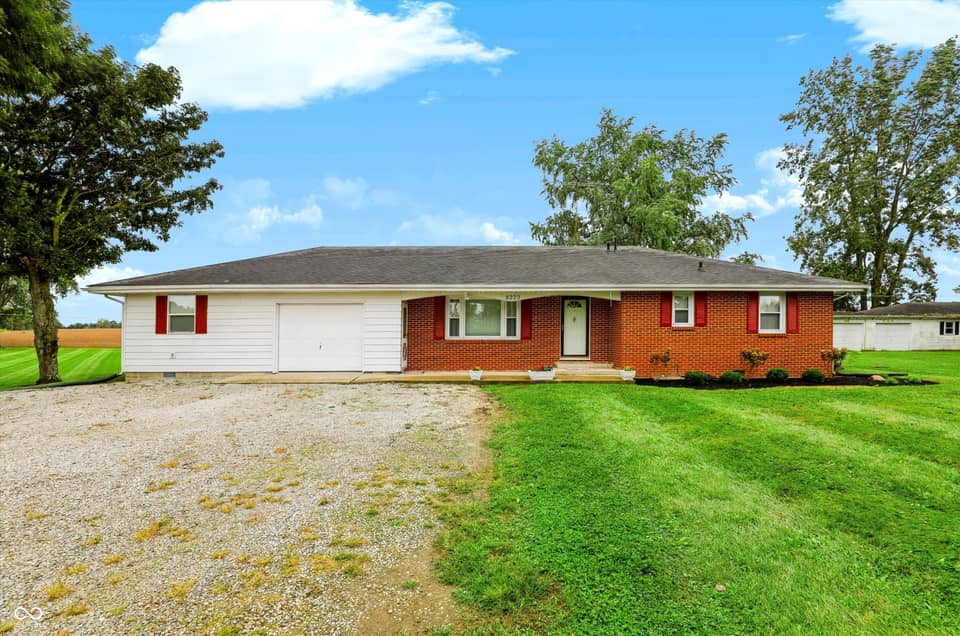 8223 E U S 35 Highway, Losantville, IN 47354, photo 1 of 42