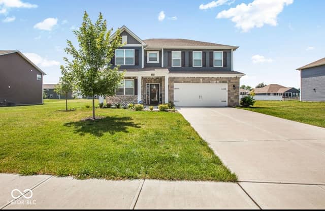 2368 Pine Valley Drive, Plainfield, IN 46168, photo 5 of 33
