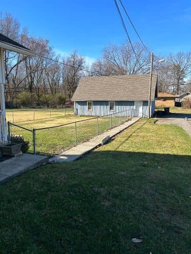 6104 Madison Avenue, Indianapolis, IN 46227, photo 4 of 19