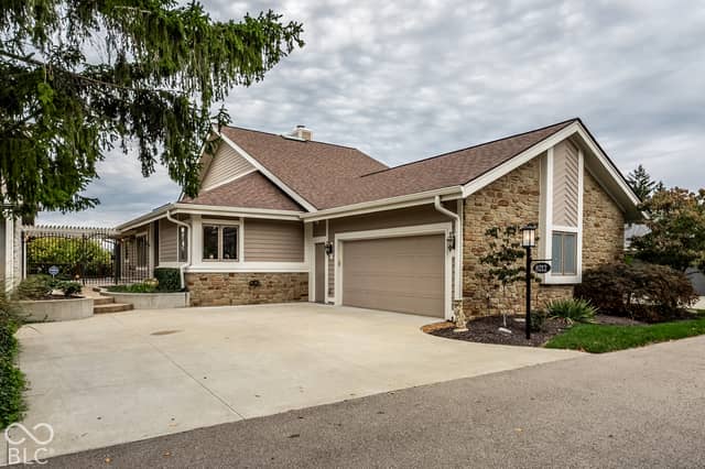 8212 Dean Road, Indianapolis, IN 46240, photo 5 of 45