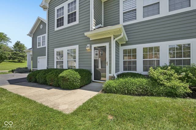 1423 Shadow Ridge Road, Carmel, IN 46280, photo 3 of 52