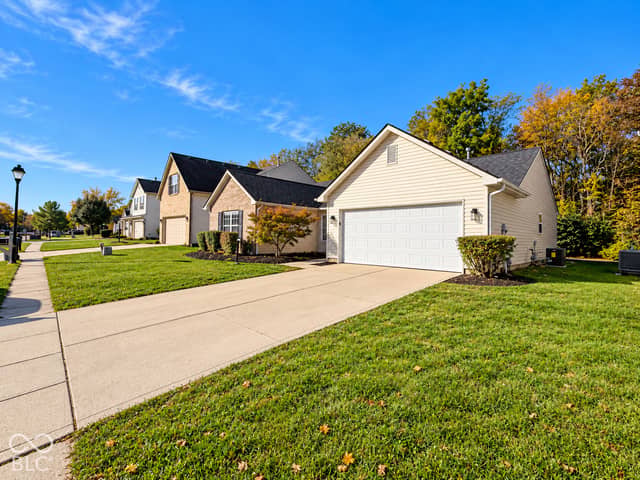 12260 Sweet Creek Trail, Fishers, IN 46037, photo 5 of 43