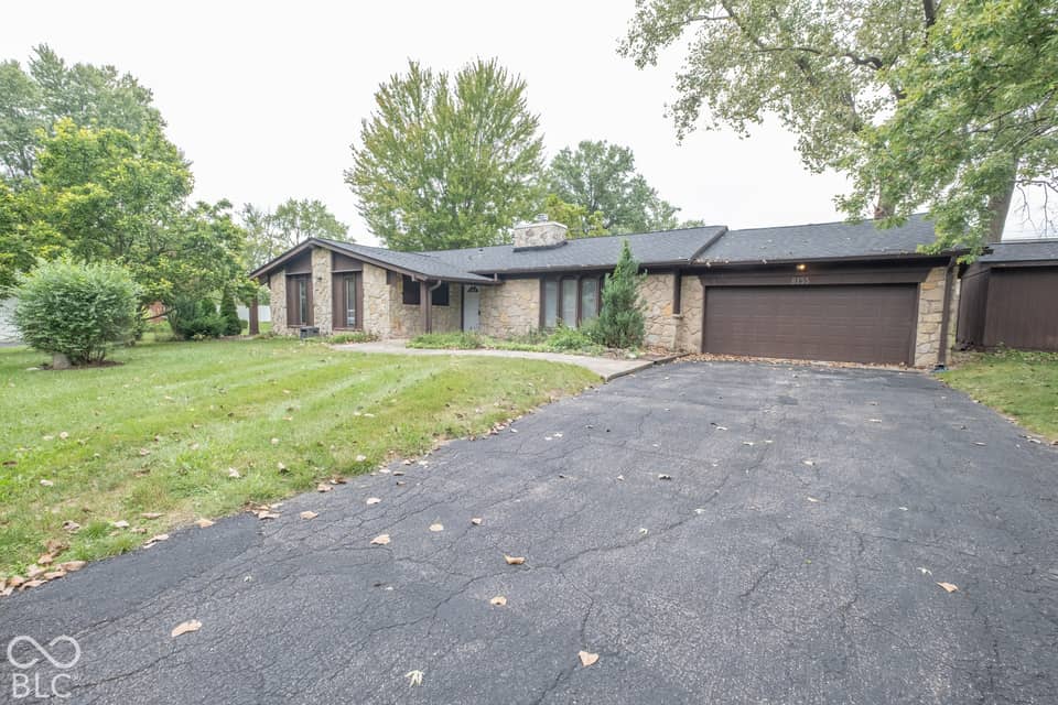8155 N Richardt Avenue, Indianapolis