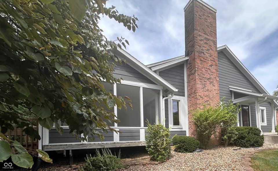 8138 Foxchase Circle, Indianapolis