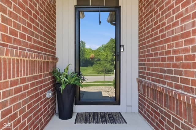 16333 Sedalia Drive, Fishers, IN 46040, photo 4 of 38