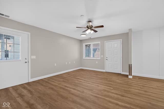 2426 E 57th Street, Indianapolis, IN 46220, photo 4 of 14