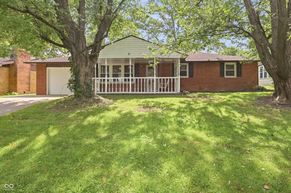 5805 E Carolyn Drive, Muncie, IN 47303, photo 1 of 20