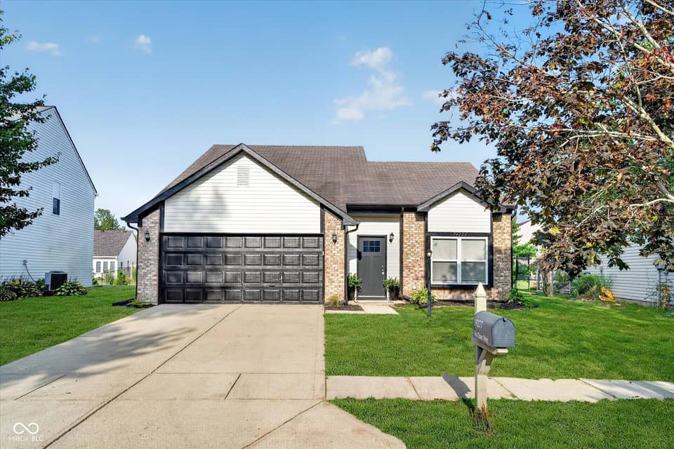 19277 Fox Chase Drive, Noblesville, IN 46062, photo 1 of 33