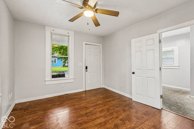 405 N Bradley Avenue, Indianapolis, IN 46201, photo 5 of 27