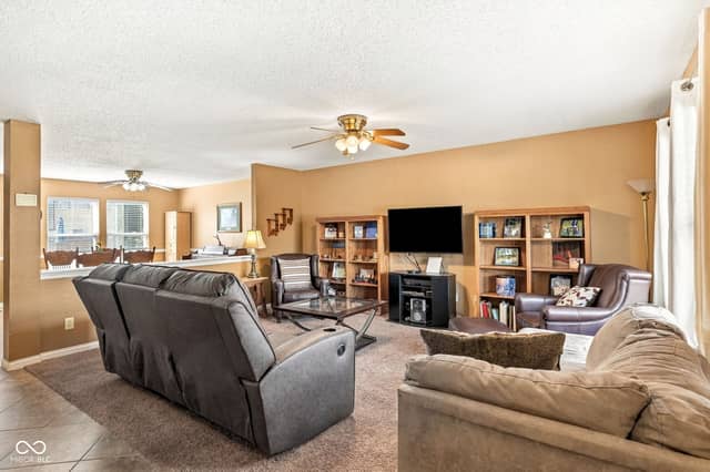 6852 Maywood Circle, Avon, IN 46123, photo 5 of 30