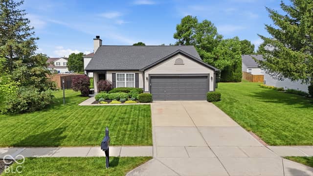 11974 Princewood Drive, Fishers, IN 46037, photo 2 of 35