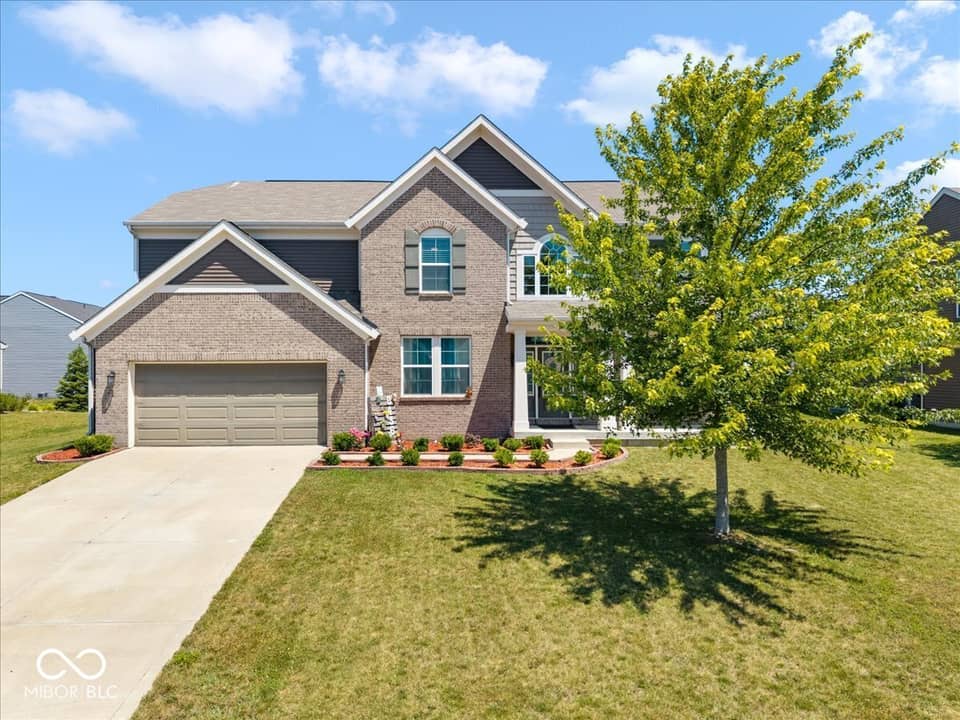 8436 Brookhaven Lane, Avon