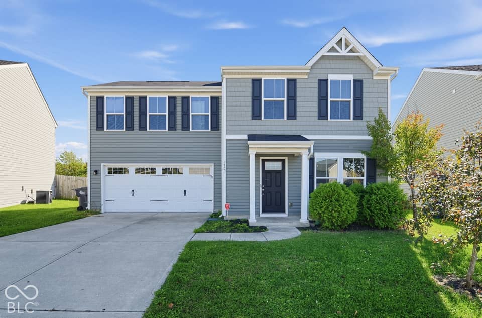 2729 Pointe Harbor Drive, Indianapolis, IN 46229, photo 1 of 15