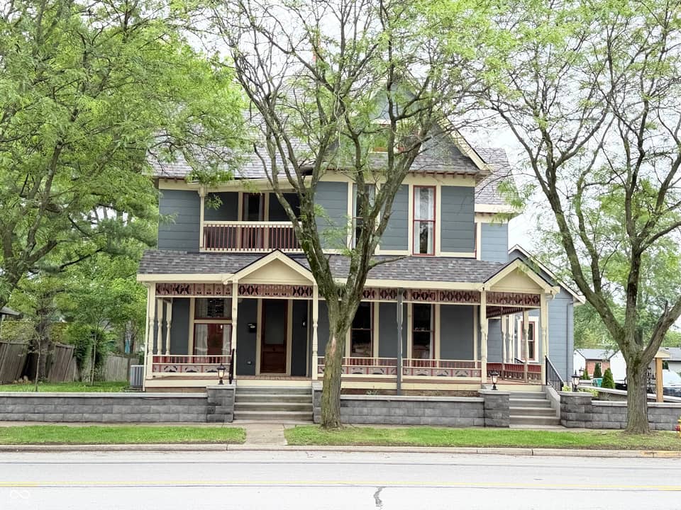 325 W Main Street, Greenfield